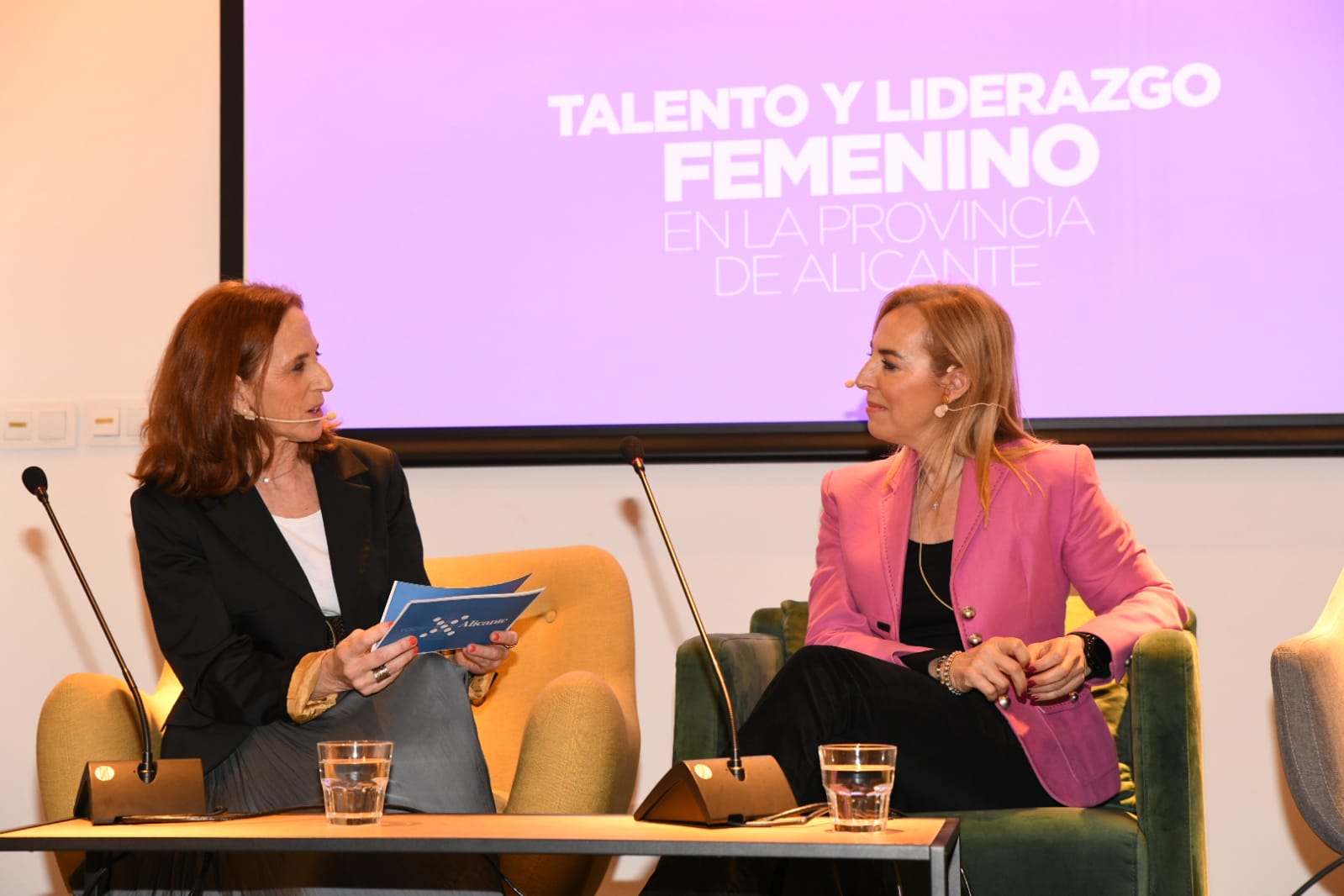 Imágenes del foro &#039;Talento y liderazgo femenino&#039; de TodoAlicante