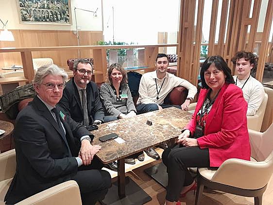 Felipe Carrasco, en primer término.