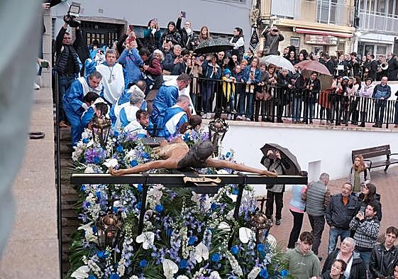 Salida del Cristo del Morenet.