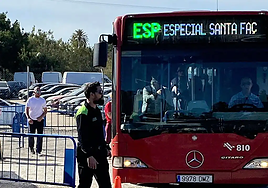 Autobuses especiales de conexión con el Caserío.