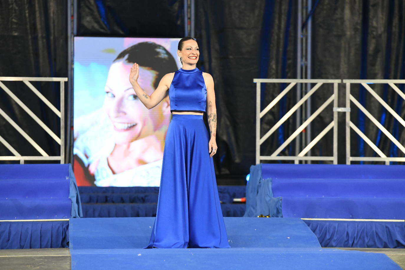 Las candidatas a bellea del foc de Alicante lucen sus mejores galas