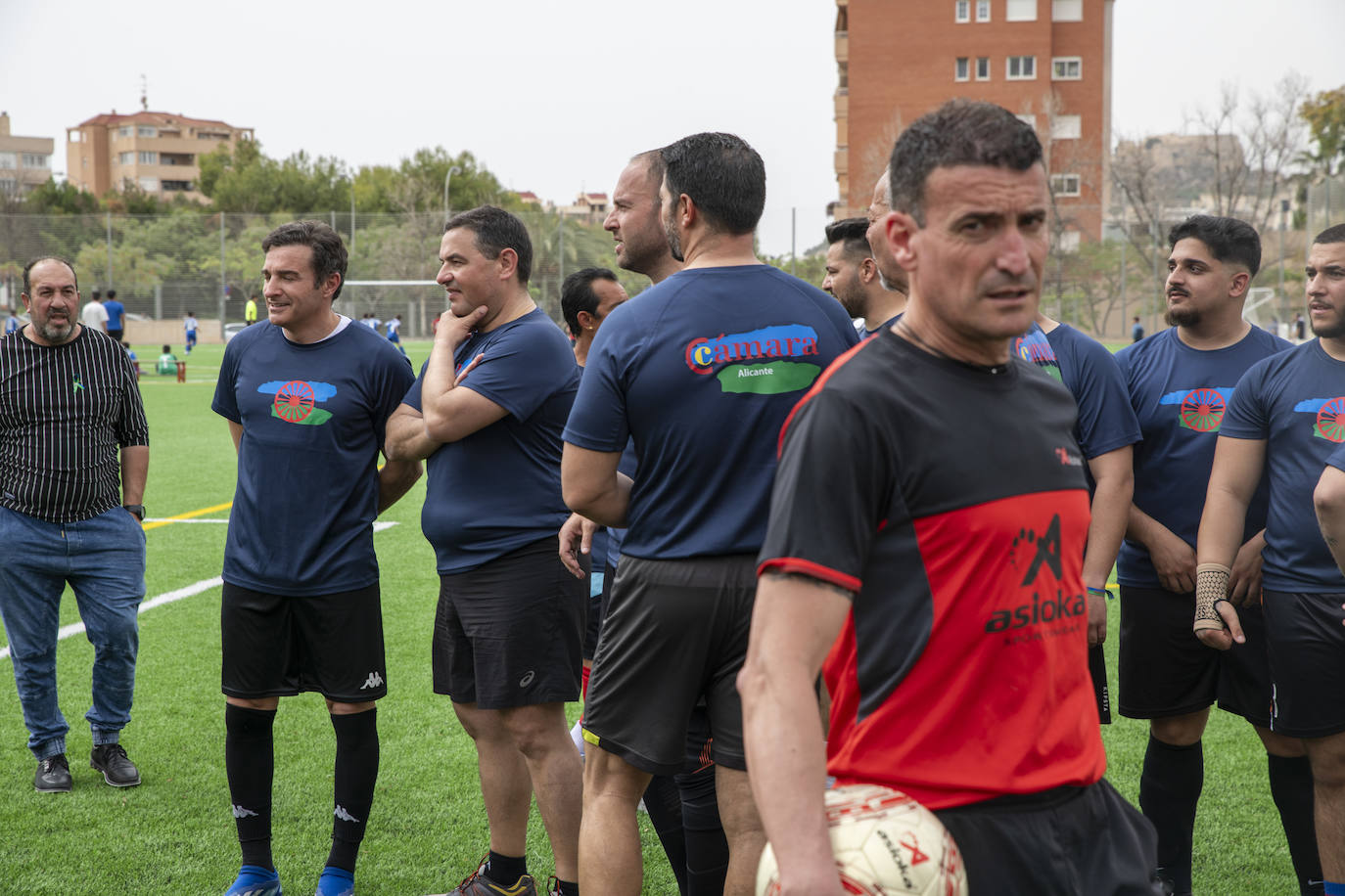 Así ha sido el partido de fútbol de Pueblo Gitano y Guardia Civil