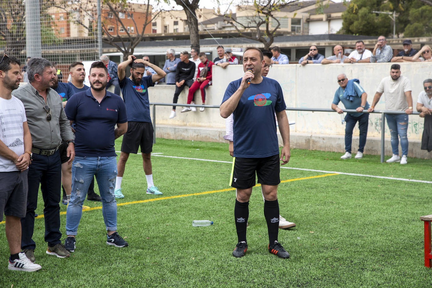 Así ha sido el partido de fútbol de Pueblo Gitano y Guardia Civil