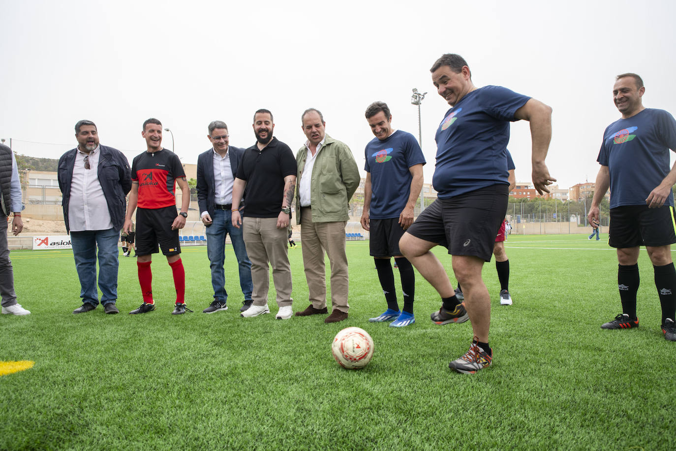 Así ha sido el partido de fútbol de Pueblo Gitano y Guardia Civil