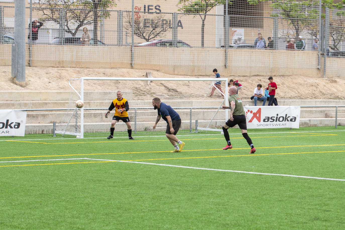 Así ha sido el partido de fútbol de Pueblo Gitano y Guardia Civil