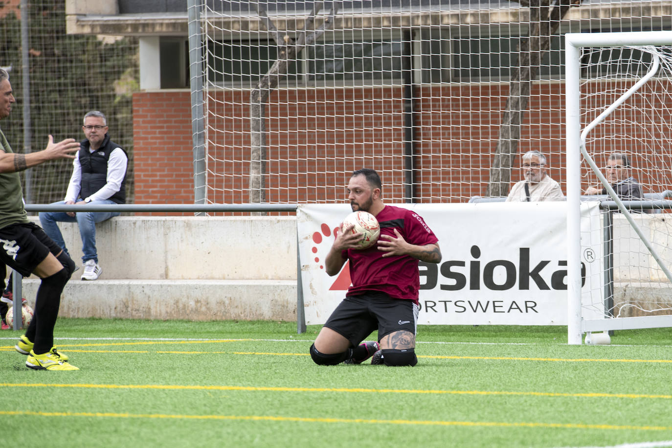 Así ha sido el partido de fútbol de Pueblo Gitano y Guardia Civil