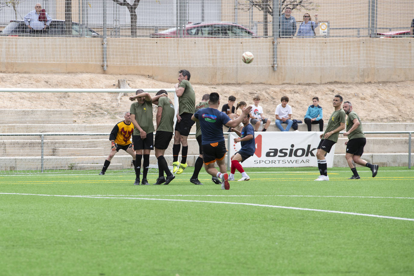 Así ha sido el partido de fútbol de Pueblo Gitano y Guardia Civil