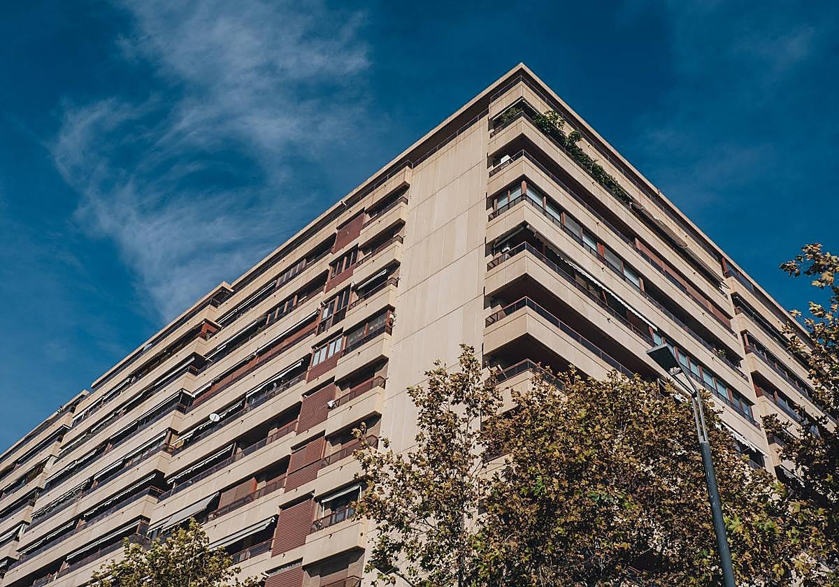 Una edificio de viviendas en Alicante.