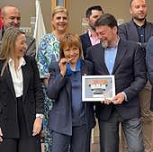 Alicante homenajea a la cocinera María José San Román