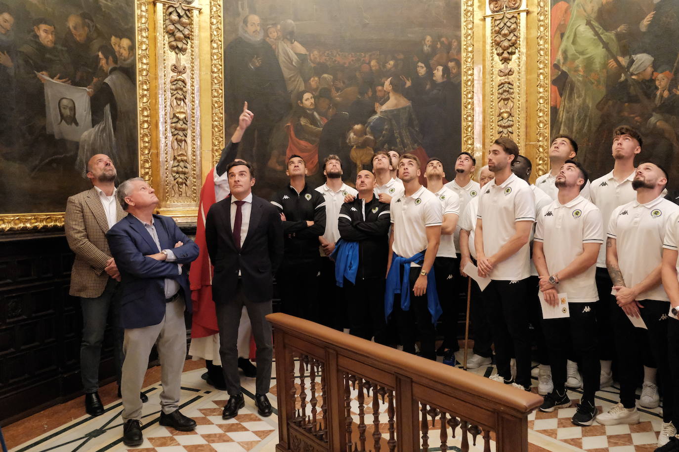 El Hércules cumple con su tradicional ofrenda a Santa Faz