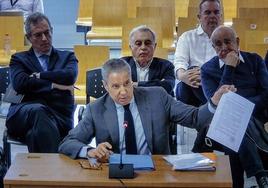 Eduardo Zaplana, durante su declaración en la Audiencia de Valencia.