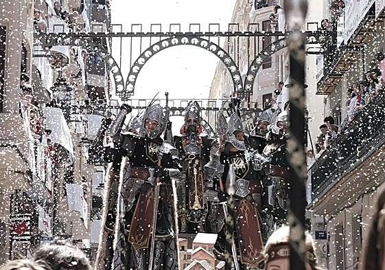 Capitanía cristiana de los Moros y Cristianos de Alcoi 2023.