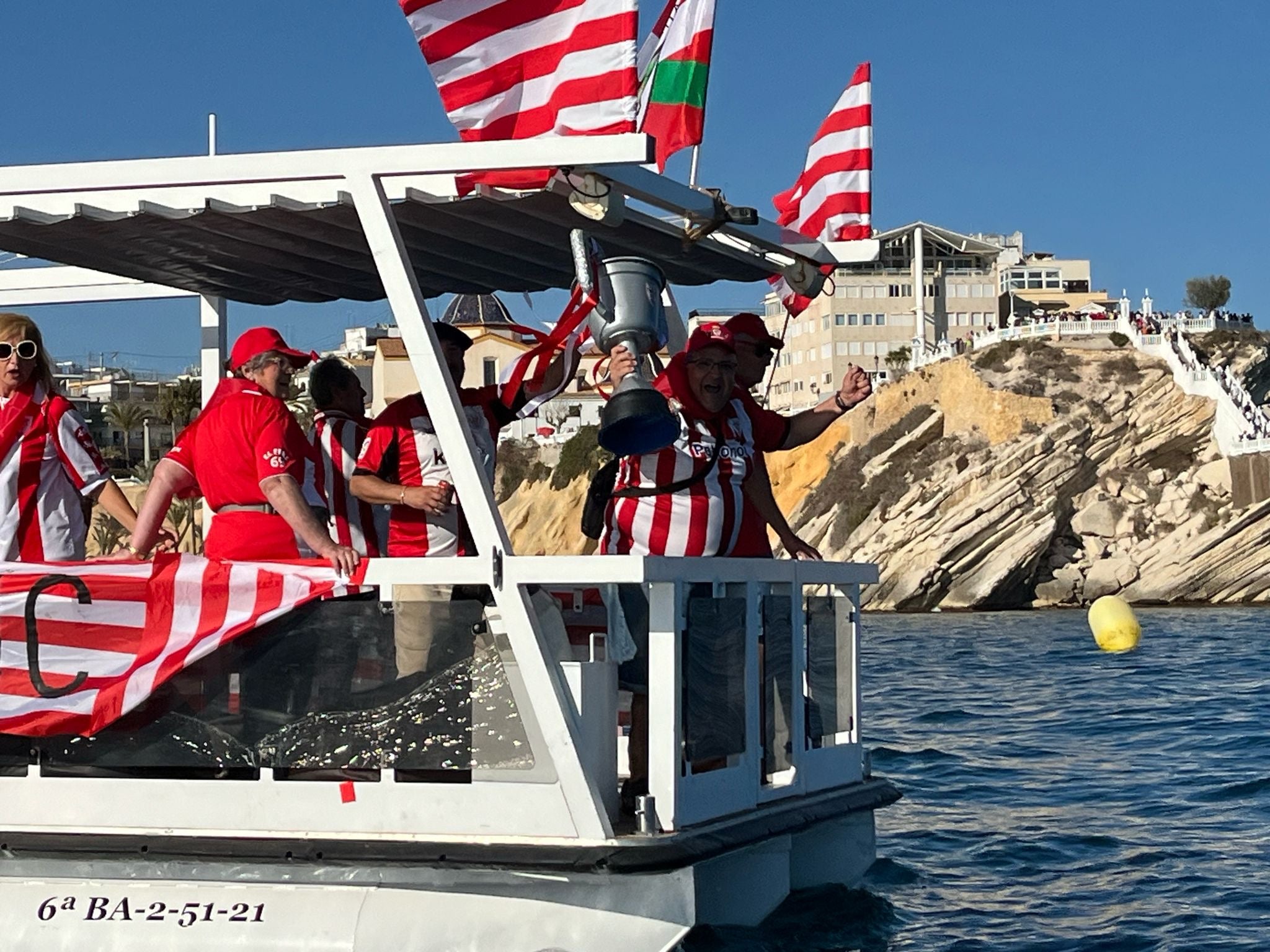 Así ha sido la versión de la gabarra del Athletic en Benidorm