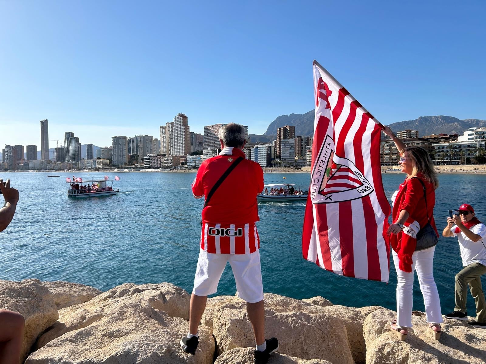 Así ha sido la versión de la gabarra del Athletic en Benidorm