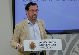 El edil de Contratación, Claudio Guilabert.