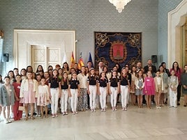 Recepción histórica en Alicante a las Falleras Mayores de Valencia y las Reinas de Castellón y Elche