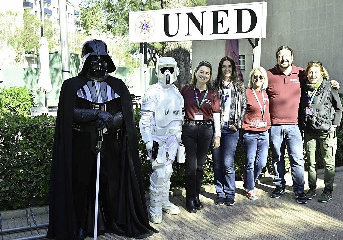Personajes de 'Star Wars' participaron en la jornada solidaria.