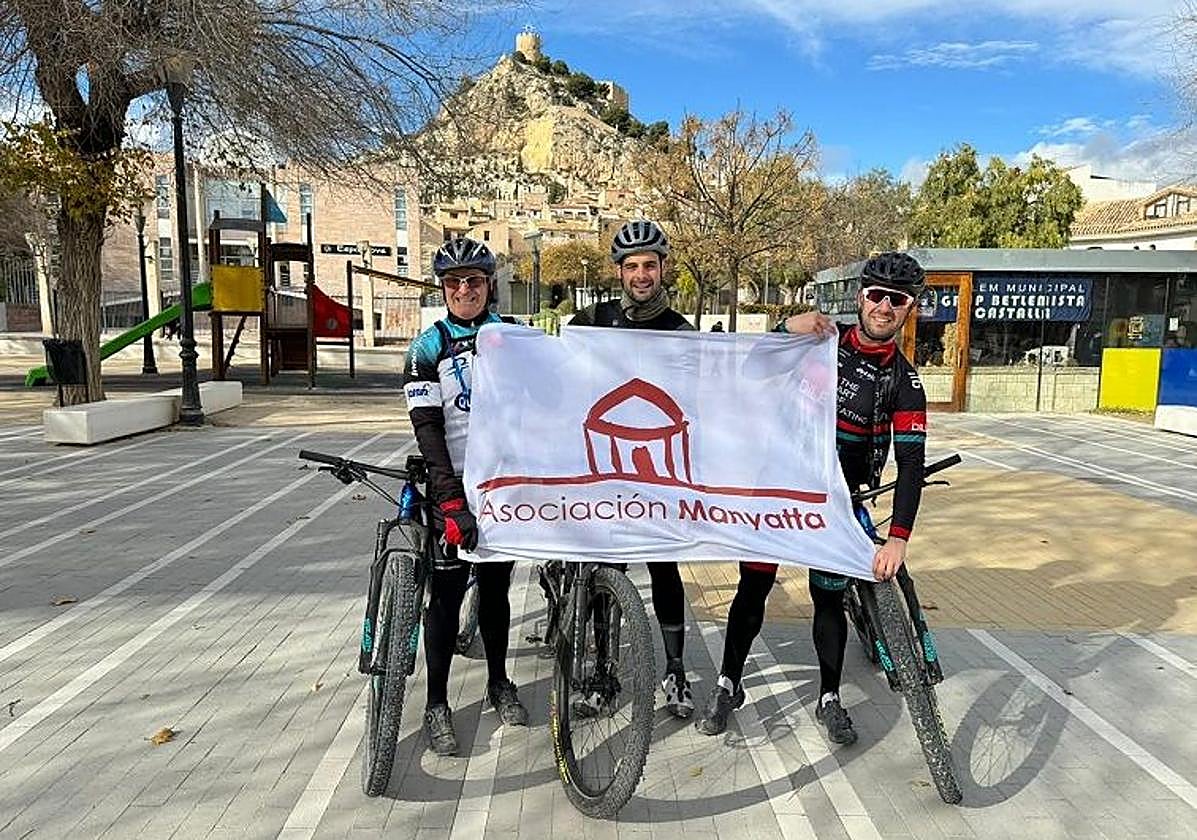 Los tres alicantinos que recorrerán el desierto