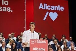 Pedro Sánchez, en un mitin en Alicante.