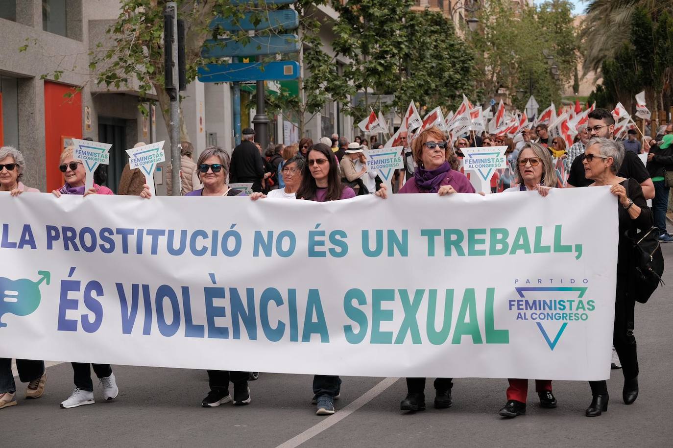 Los trabajadores toman el centro de Alicante