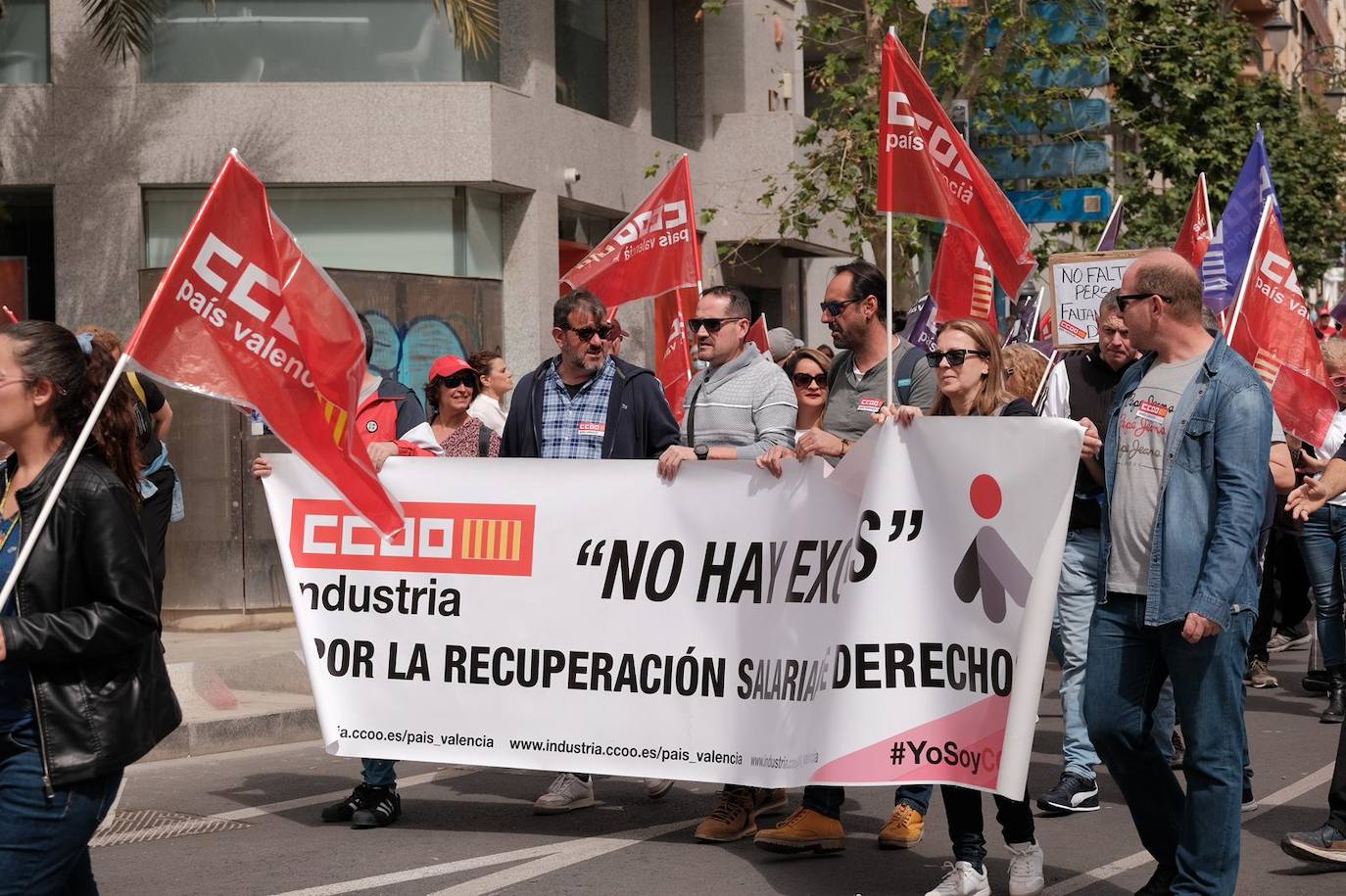 Los trabajadores toman el centro de Alicante