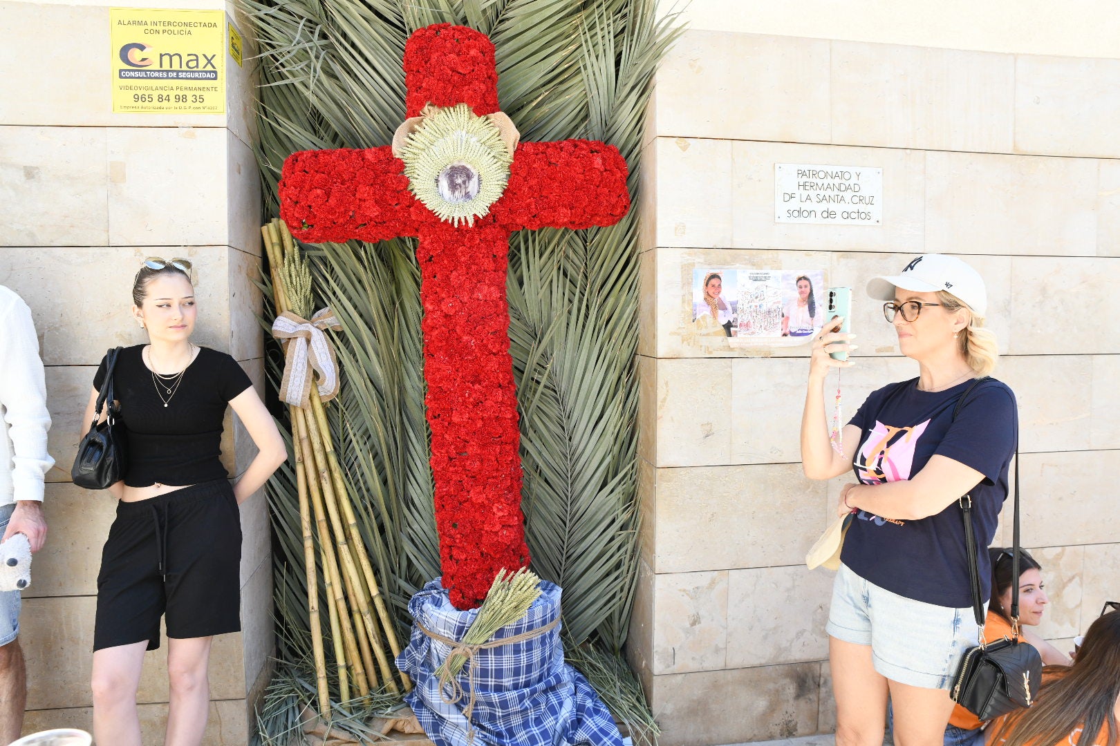 Ruta por las Cruces de Mayo de Alicante