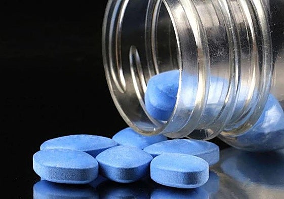 Imagen de archivo de pastillas azules.