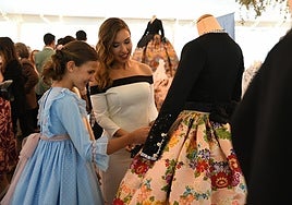 Los colores de las faldas que lucirán las belleas del foc de Alicante