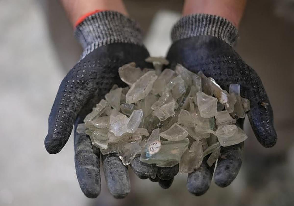 Planta de reciclaje de vidrio.