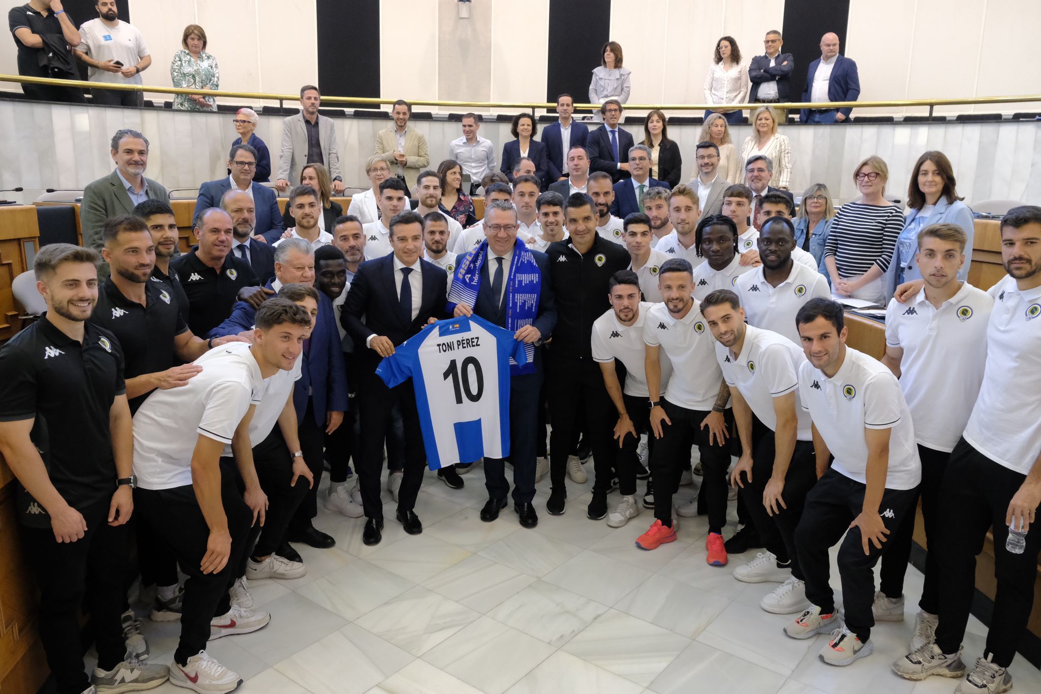 El Hércules pasa por Palacio