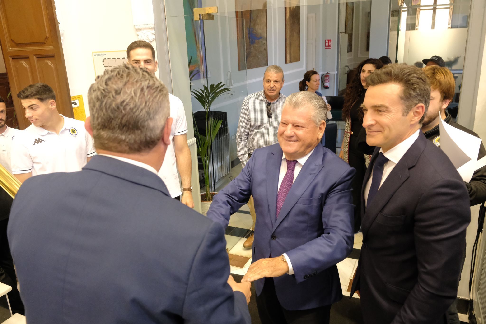 El Hércules pasa por Palacio