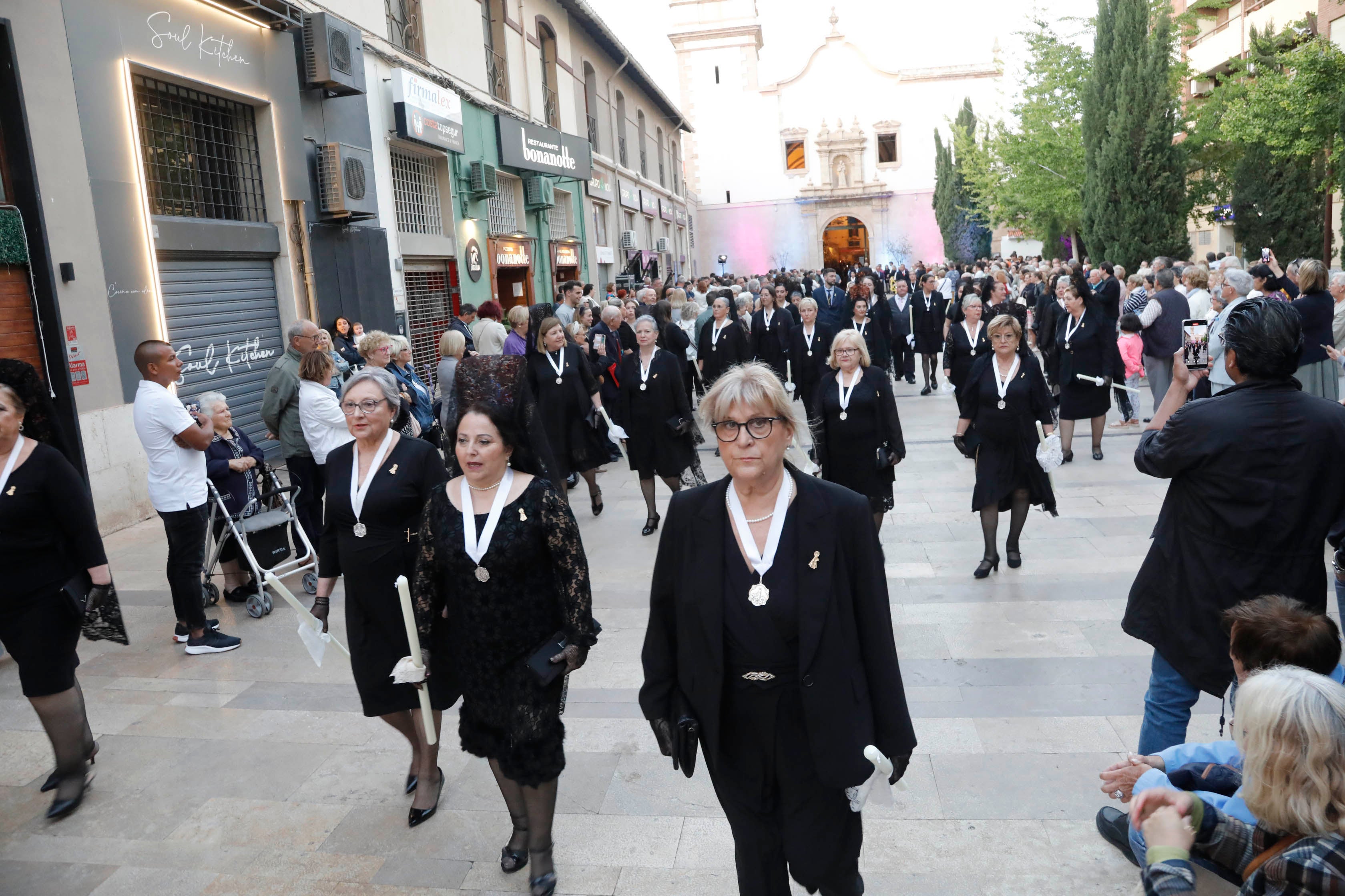 Dénia se rinde ante la Virgen de los Desamparados