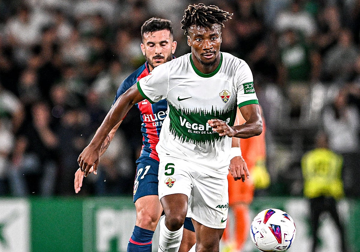 John Chetauya, en el choque ante el Huesca.