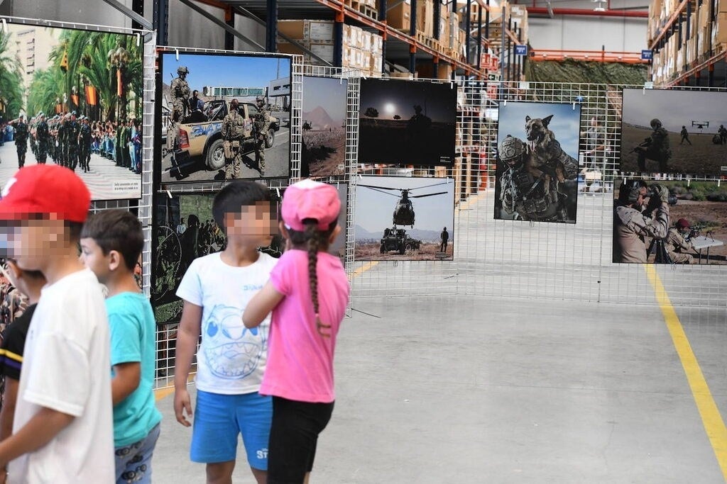 Más de un millar de alumnos de Alicante visitan el MOE de Rabasa