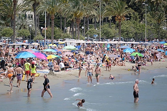 Playa del Postiguet el pasado fin de semana.