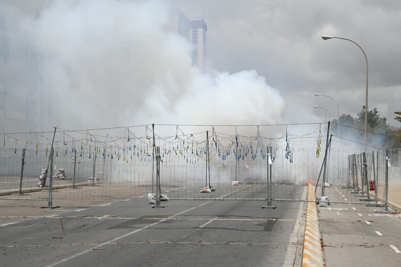 Así se ha vivido la mascletà de las Hogueras de Alicante de este domingo