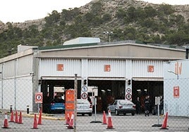 Inspección Técnica de Vehículos (ITV), en el Pla de la Vallonga, en Alicante.