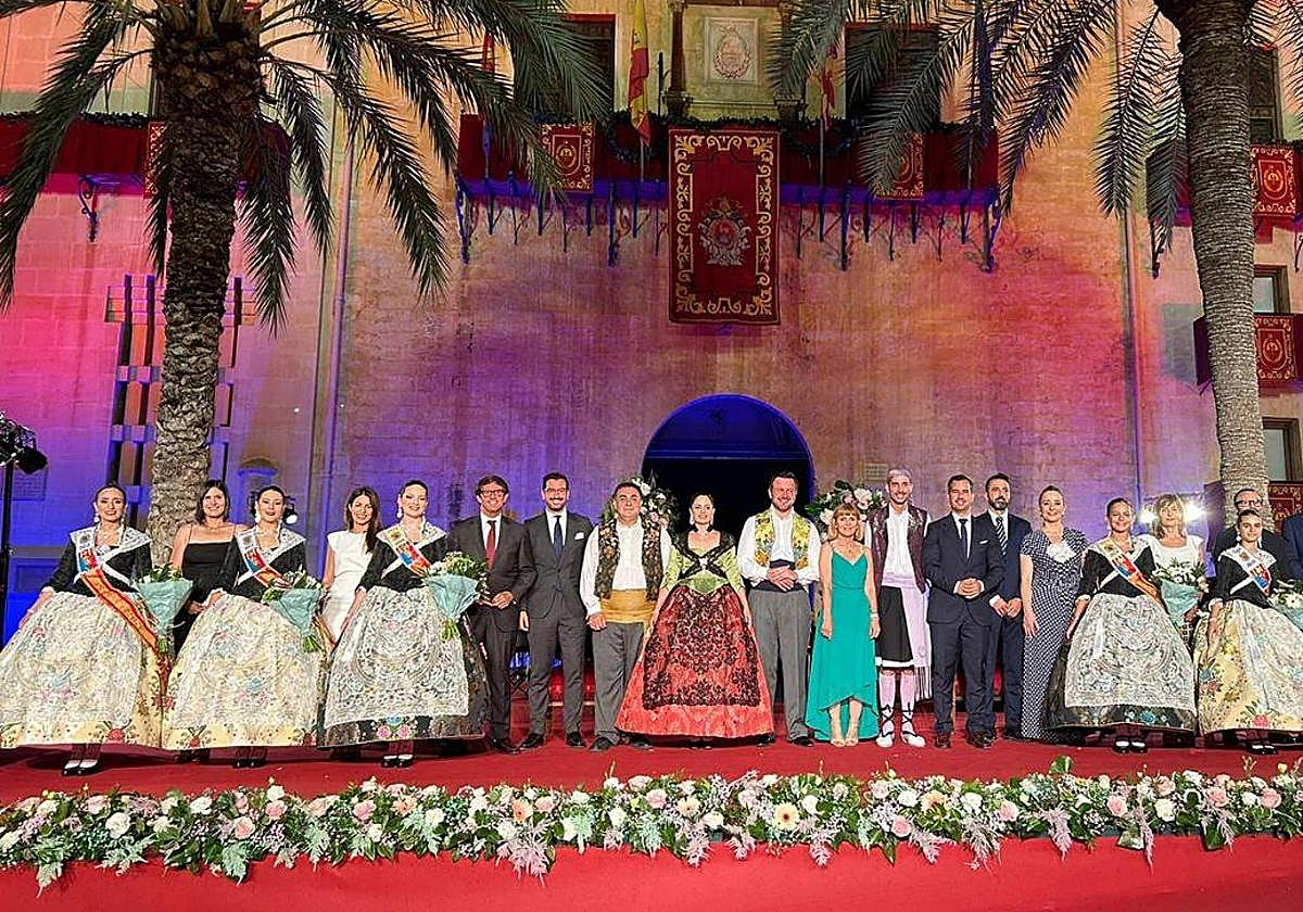 Imagen de archivo las reinas y damas 2023.