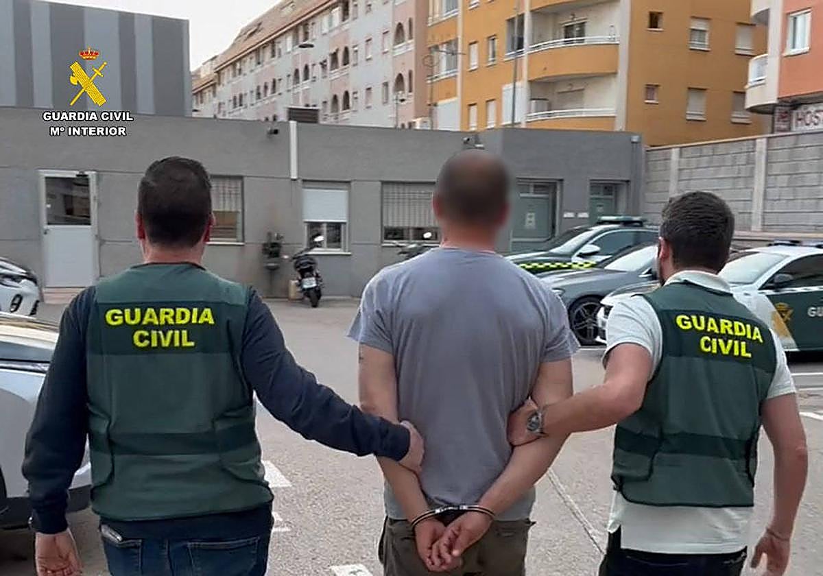 Detenido por la Guardia Civil.