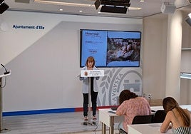 La concejala Aurora Rodil en la presentación.