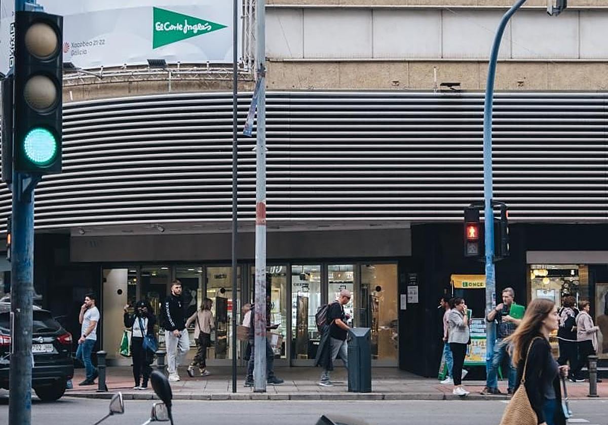 Edificio de El Corte Inglés en Federico Soto.