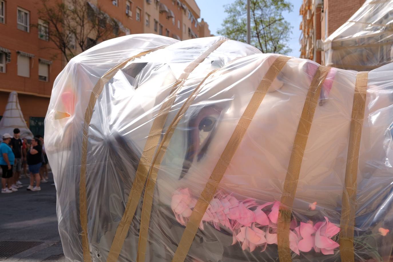 Las Hogueras empiezan a llenar las calles de Alicante