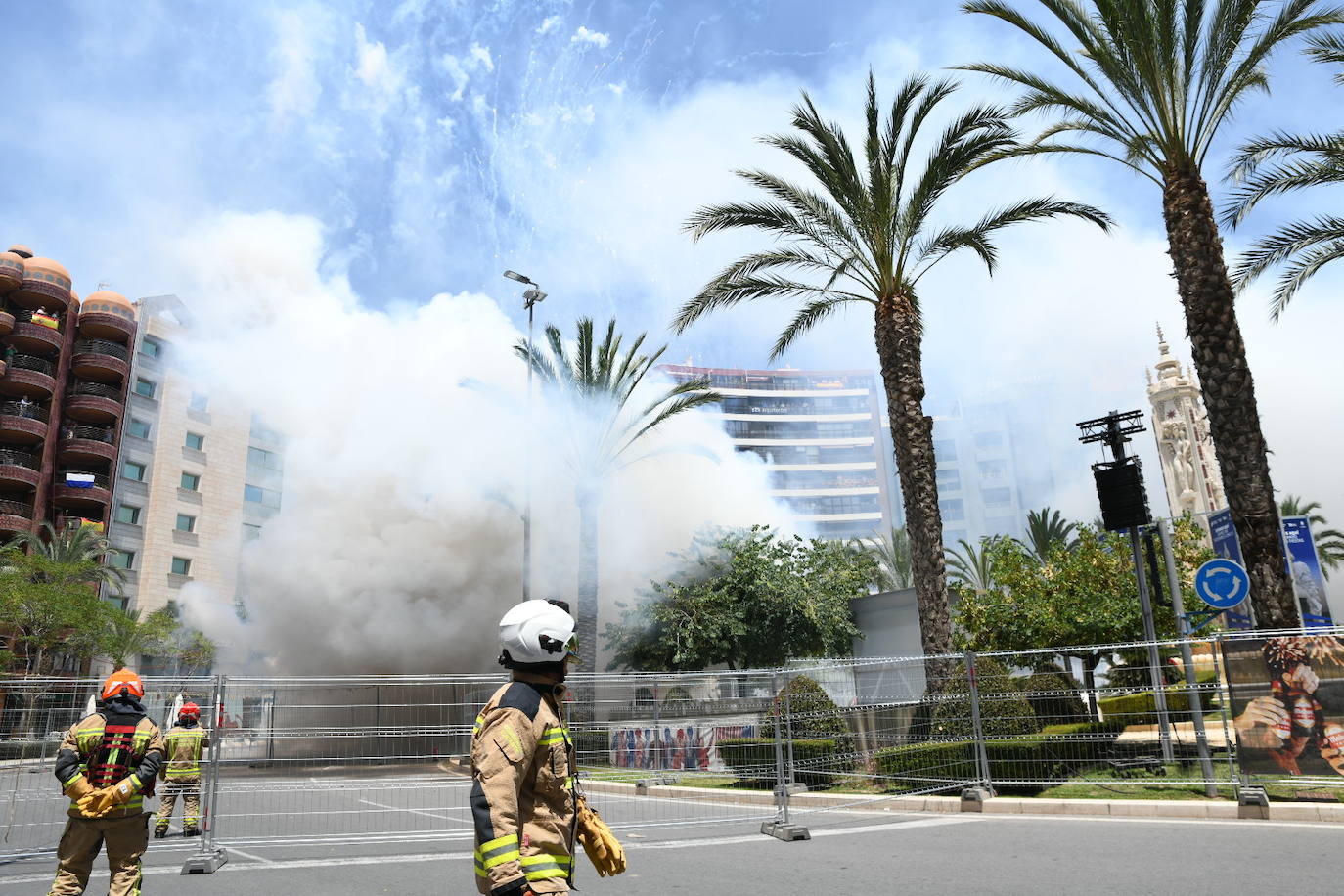 Así ha sido la primera mascletà de las Hogueras 2024