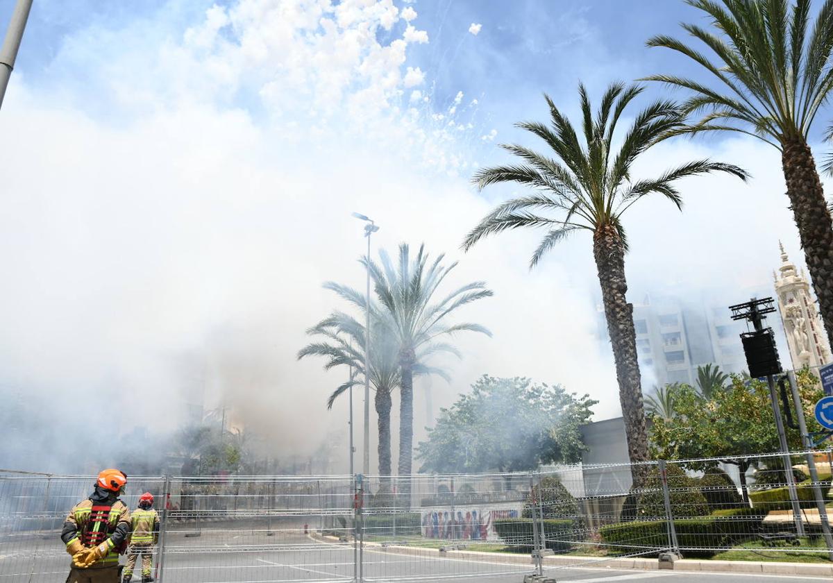 Así ha sido la primera mascletà de las Hogueras 2024