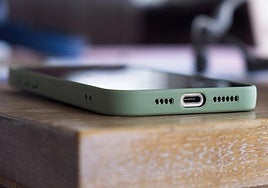 Los teléfonos móviles pueden ser dispositivos vulnerables al ser puntos de conexión a Internet.