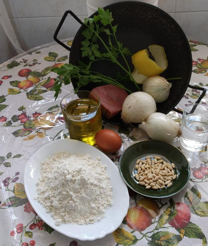 Imagen secundaria 2 - La coca amb tonyina, una tradición de generación en generación