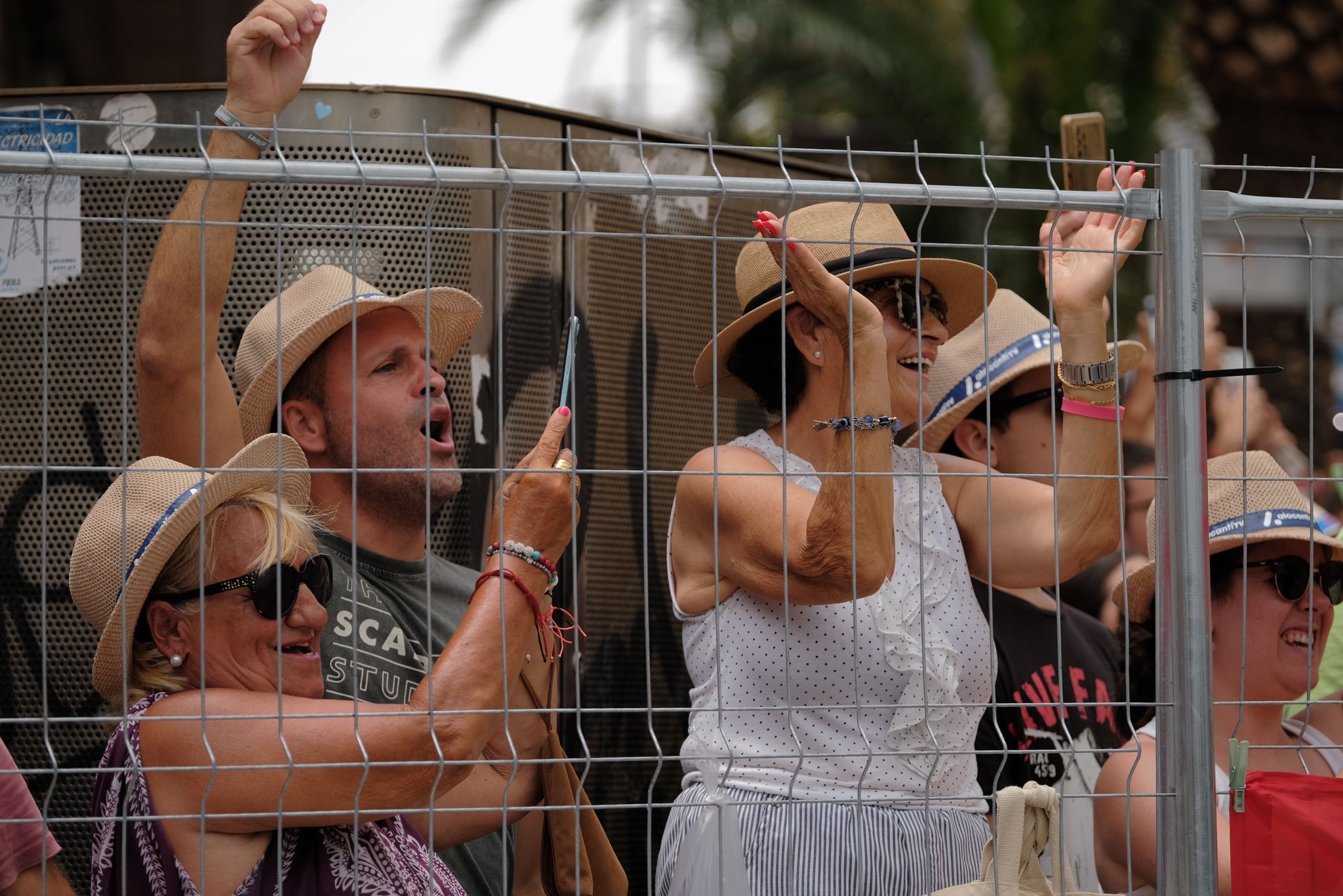 Revive foto a foto la mascletà de Coeters Dragón en Luceros