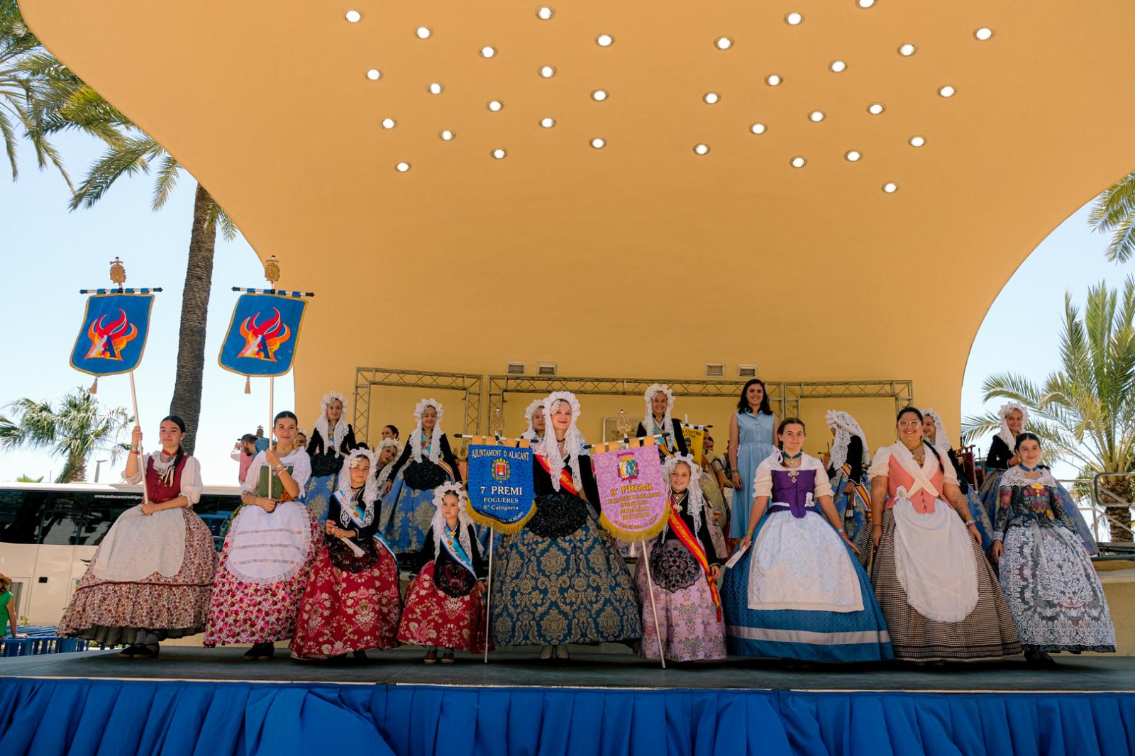 ¿Has recogido premio en las Hogueras? Búscate en las fotos (II)