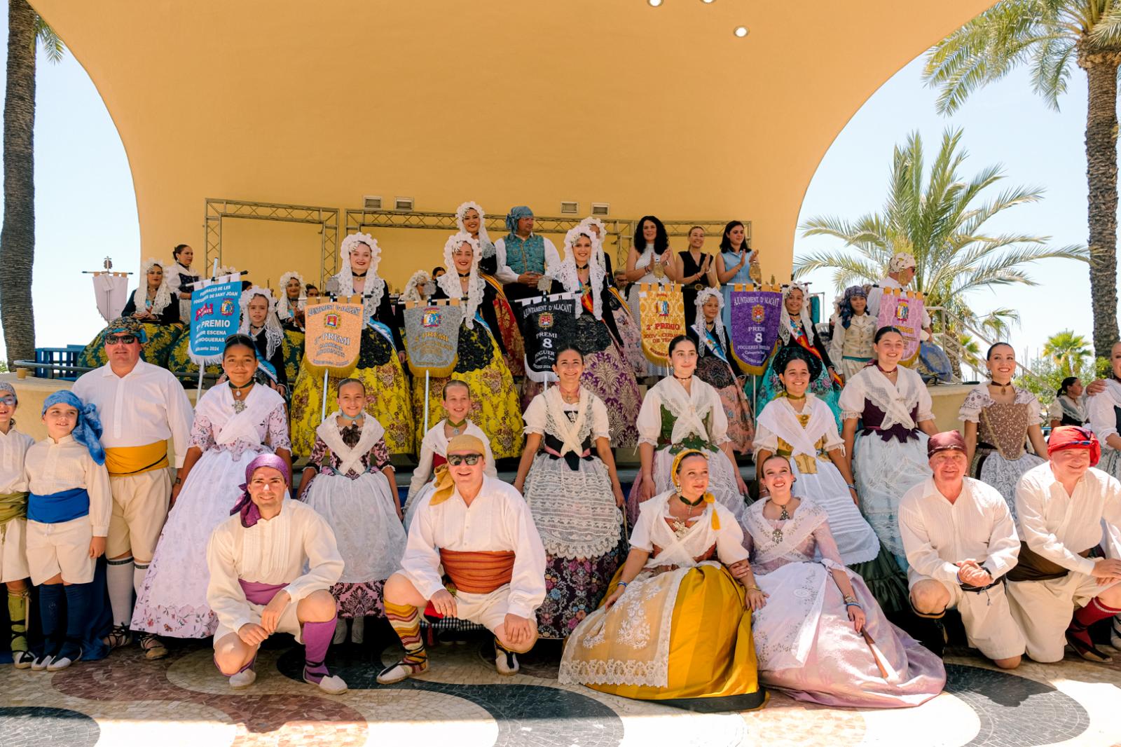 ¿Has recogido premio en las Hogueras? Búscate en las fotos (II)