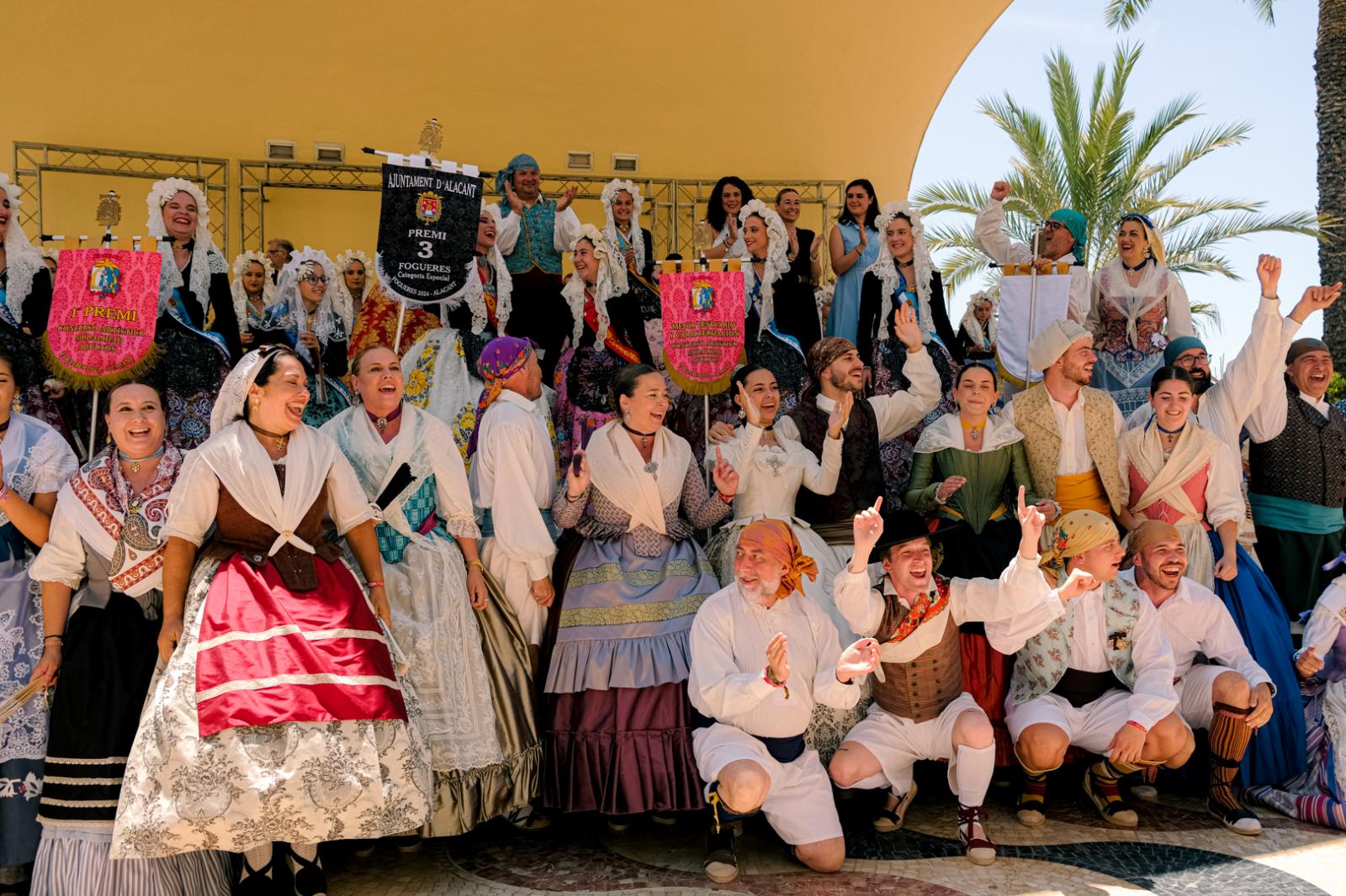 ¿Has recogido premio en las Hogueras? Búscate en las fotos (II)